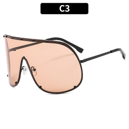 Chic Oval Frame Sunglasses UV400 Protection