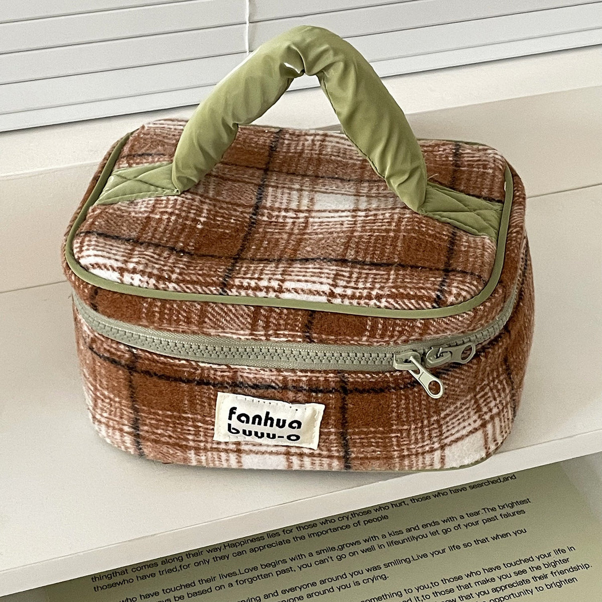 Trendy Large Capacity Travel Portable Makeup Bag