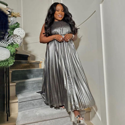 Elegant Silver Sleeveless Pleated Maxi Dress