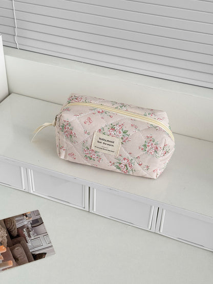 Pink Floral Quilted Makeup Travel Bag Stylish Large Capacity