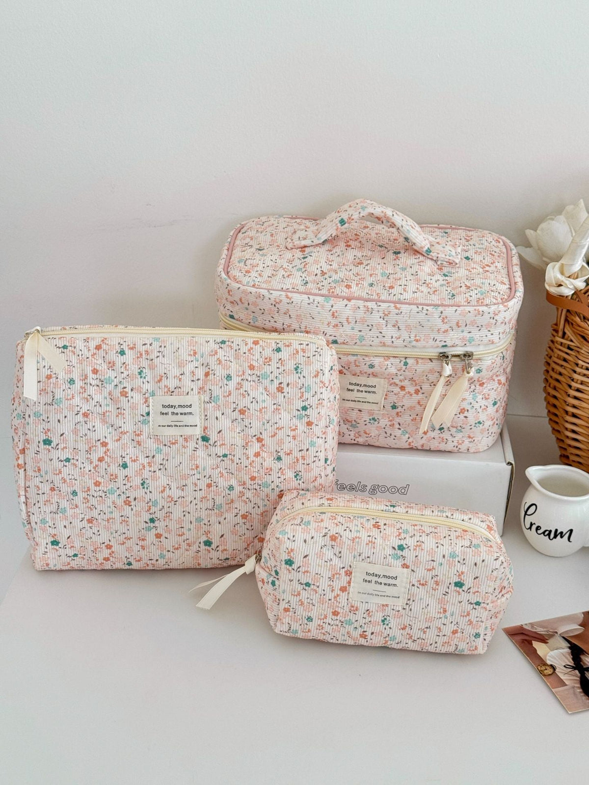 Chic Floral Corduroy Makeup Bag Stylish Portable Storage