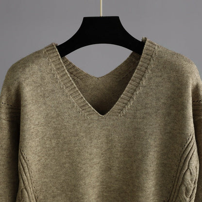 2+ V-Neck Side Split Knit Sets