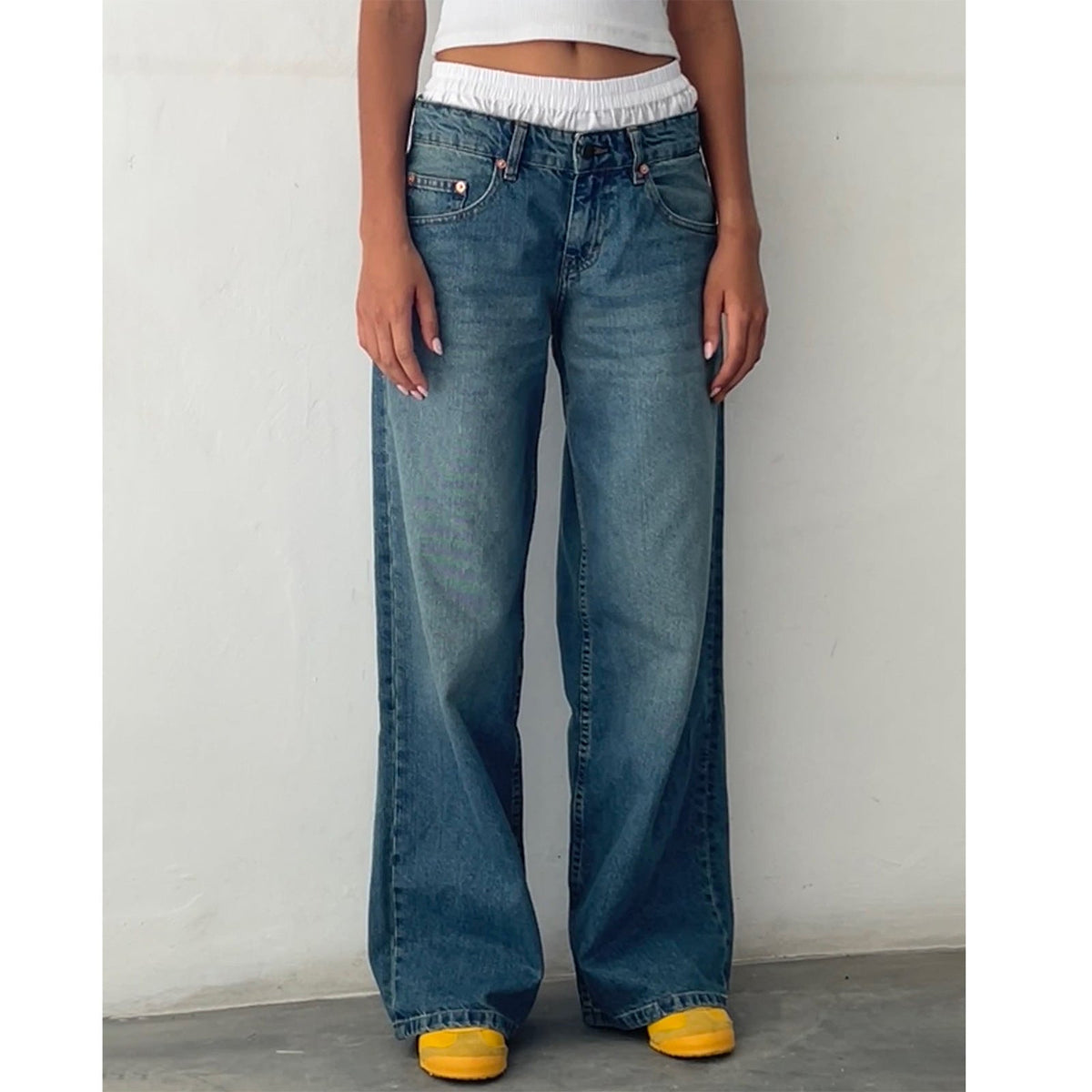 Vintage Low Rise Wide Leg Denim Jeans
