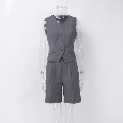 Stylish Sleeveless Blazer Set With Tailored Shorts