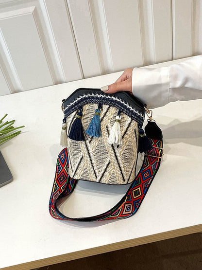 Trendy Woven Bucket Bag with Fringe for Women