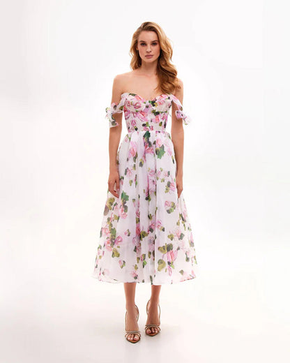 Elegant Off-Shoulder Maxi Dress With 3D Fabric