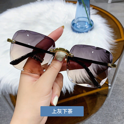 Trendy Fashionable Frameless Sunglasses Pink UV400 Protection