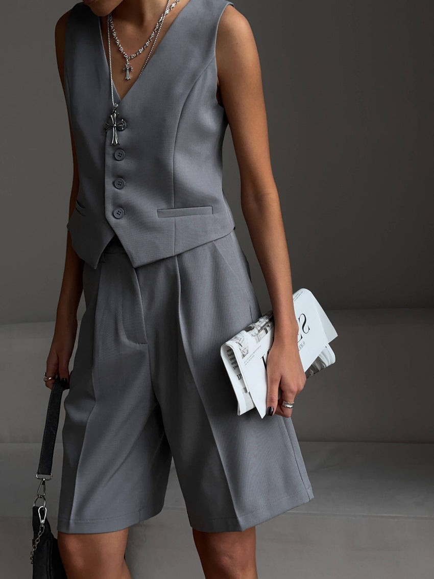 Stylish Sleeveless Blazer Set With Tailored Shorts