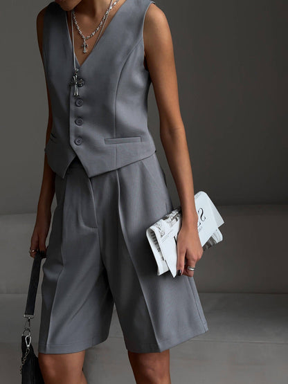 Stylish Sleeveless Blazer Set With Tailored Shorts