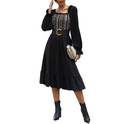 New Style Of Elegant Square Neck Design With A Sense Of Waist Closure Dress