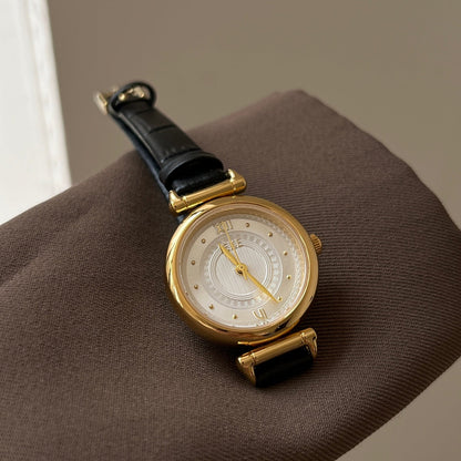 Luxury Round Leather Strap Quartz Watch
