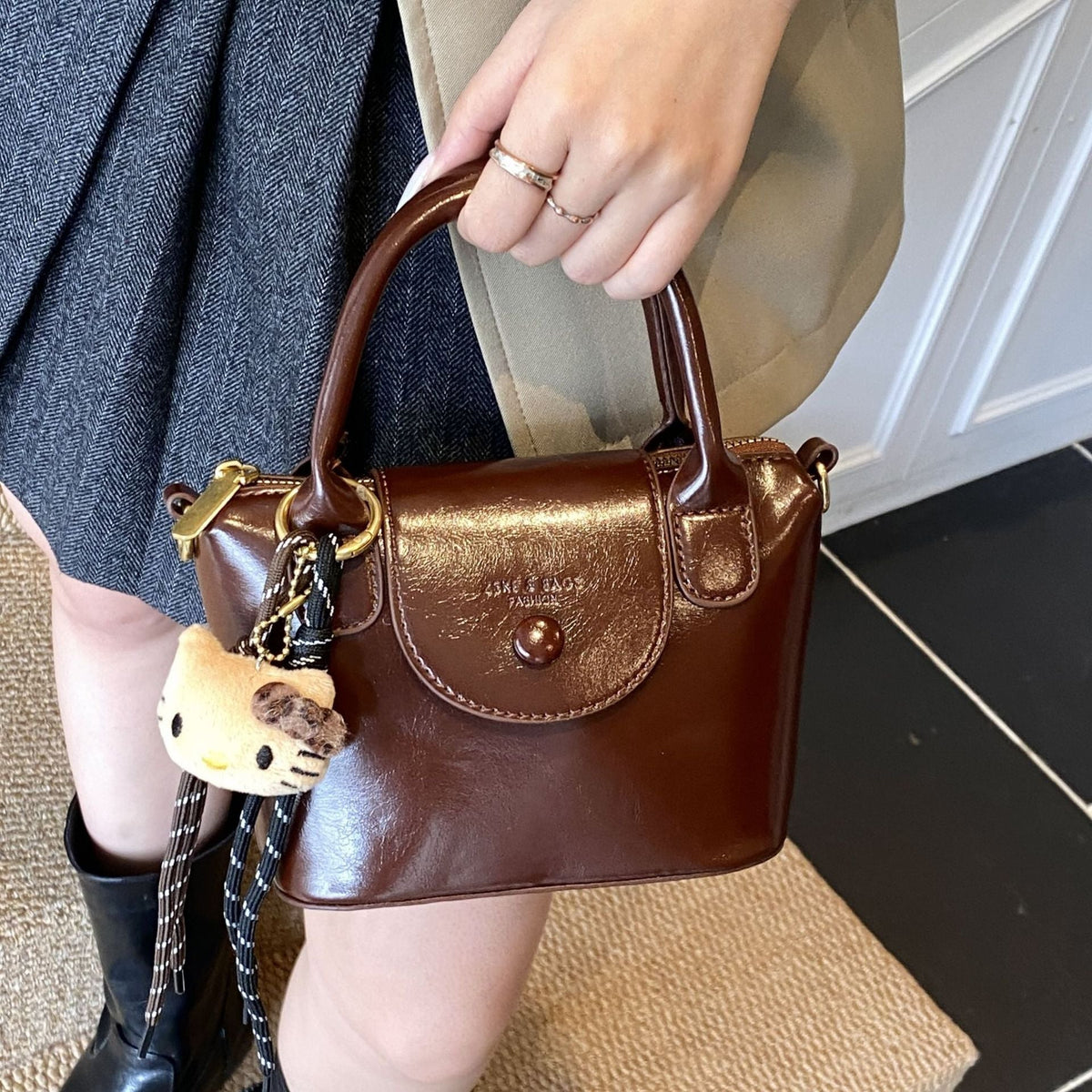 Trendy Fashion Handbag Retro Crossbody Bag PU Leather