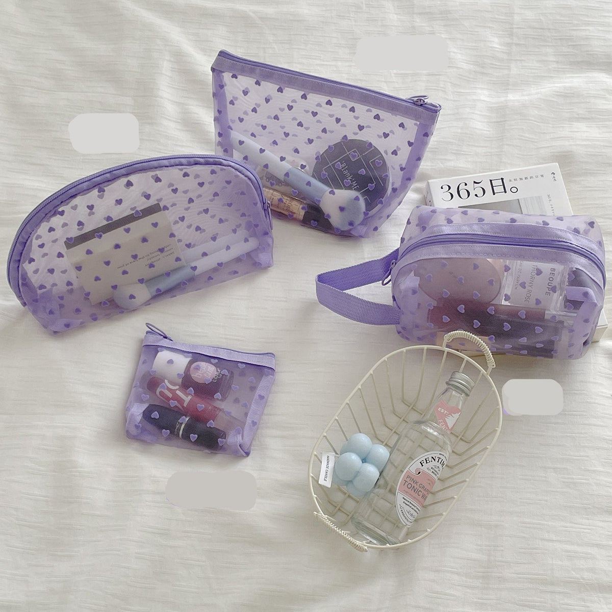 Heart-Shaped Velvet Cosmetic Bag Multifunctional Portable Organizer