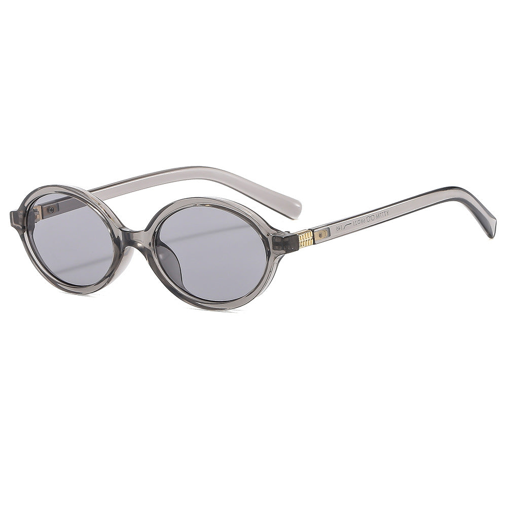 Retro Oval Sunglasses for Styling and Sun Protection