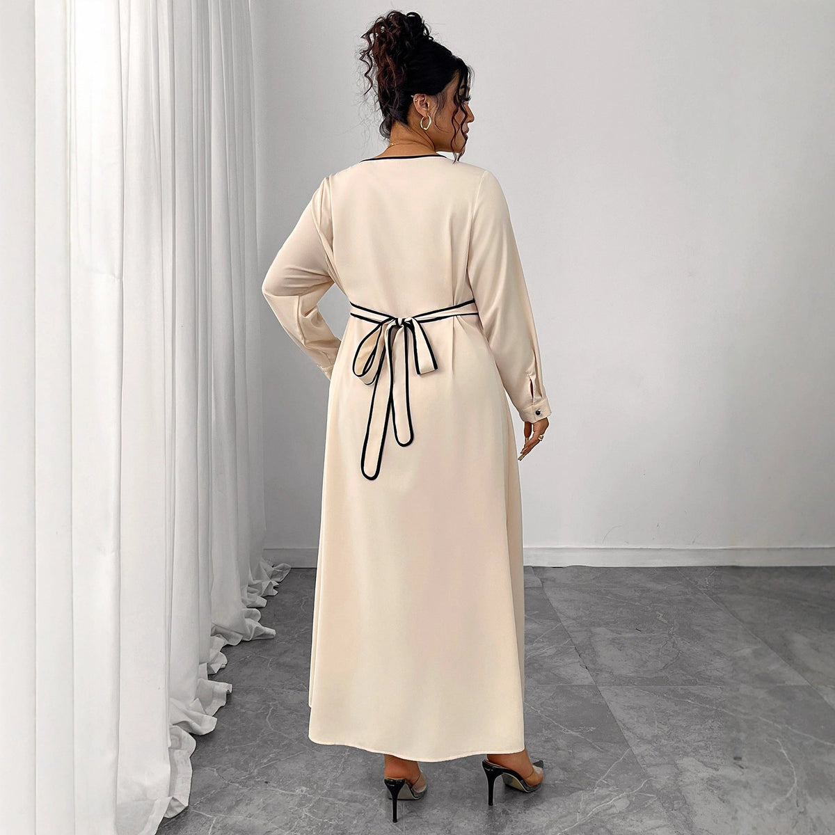 Plus Size Waist-Defining Long Sleeve Dress