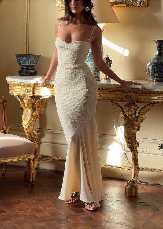 Lace Mermaid Evening Gown With Apricot Hue