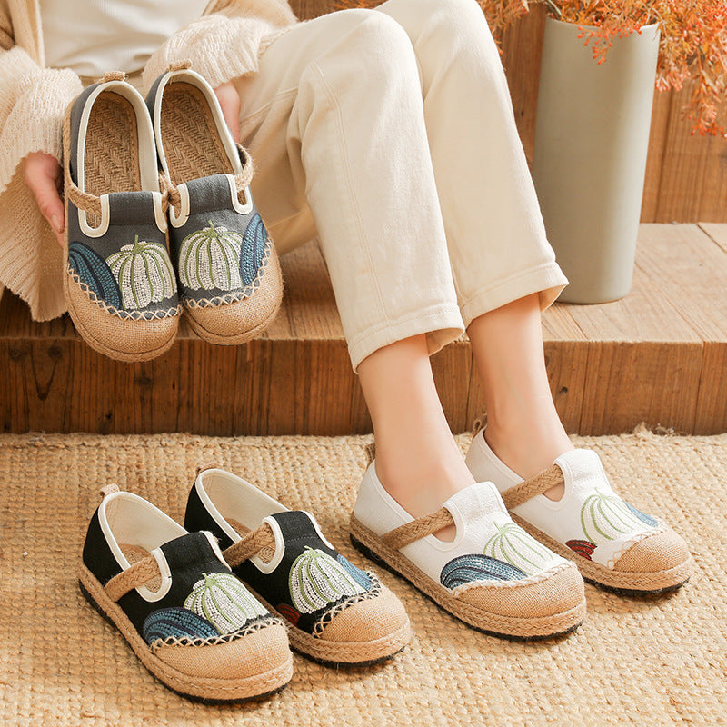 Minimalist Color Matching Ethnic Embroidered Women'S Cloth Shoes With Shallow Mouth, Lazy Kick, Comfortable Knitted Sole