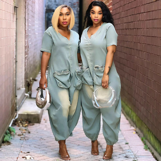 Trendy Women'S Loose Fit Denim Jumpsuit With Pockets