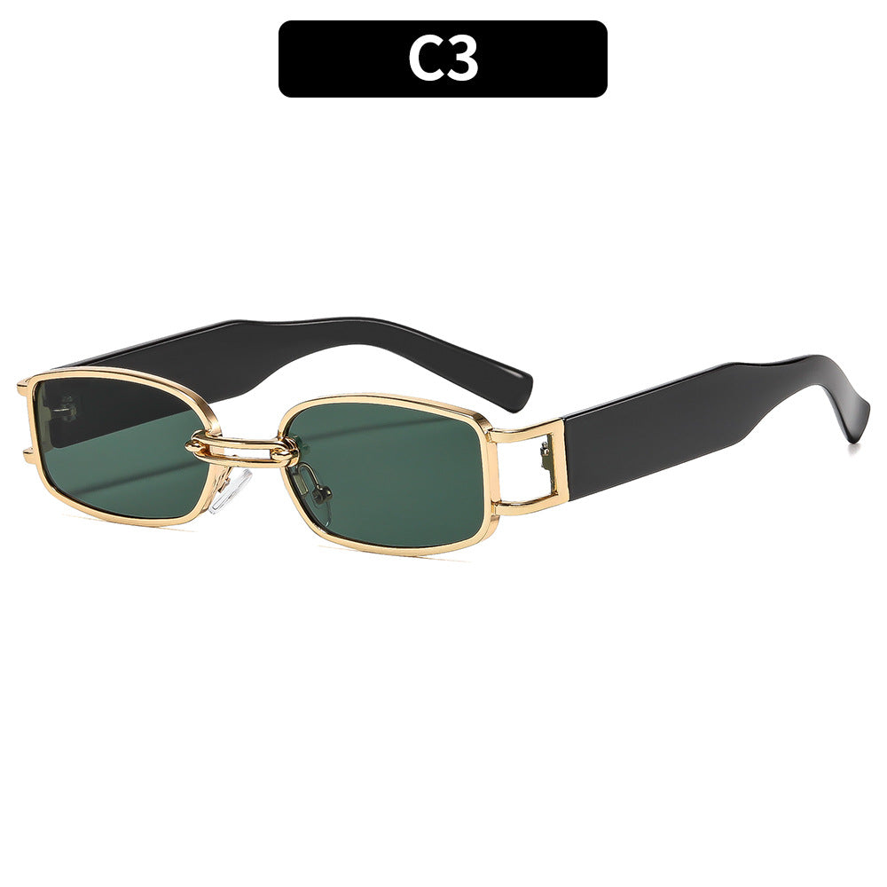 Trendy Oval Frame Sunglasses with Metal Accents