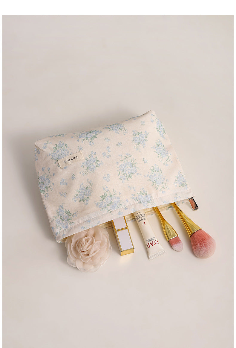 Floral Print Sweet Simple Cosmetic Bag
