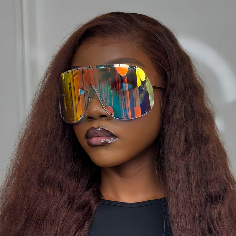 Chic Oval Frame Sunglasses UV400 Protection