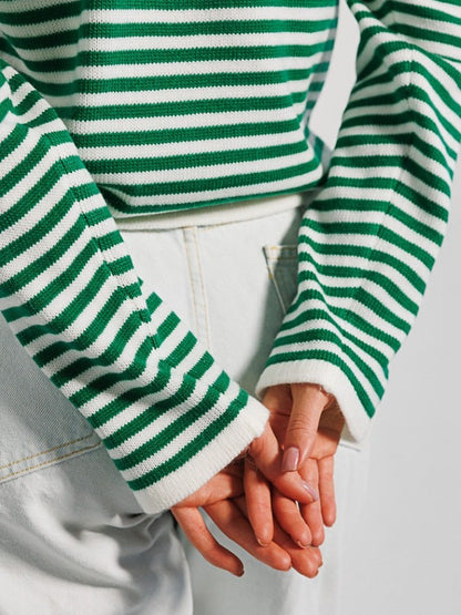 Stripe Contrast Color Knit Tops