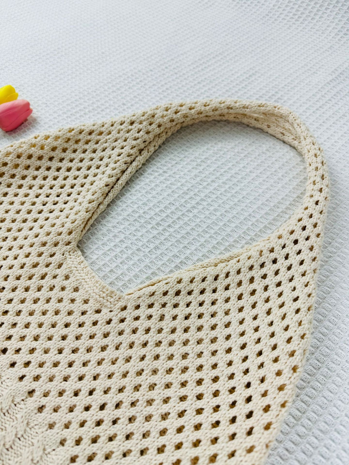3+ Love Print Hollow Out KNit Shoulder Bag