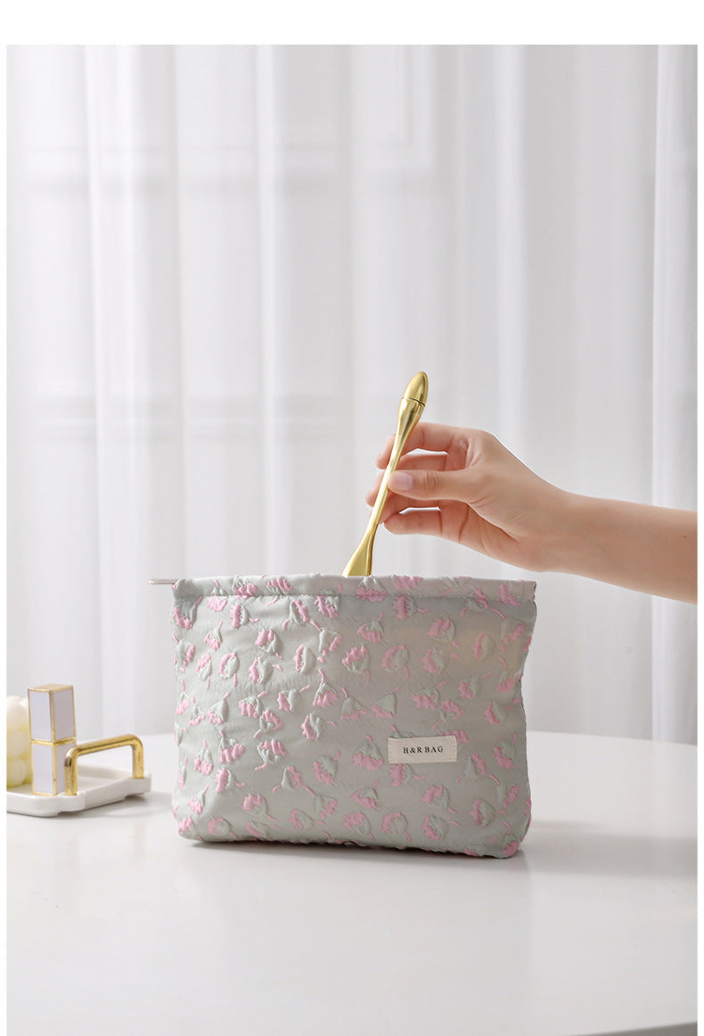 Simple Floral Jacquard Sweet Cosmetic Bag