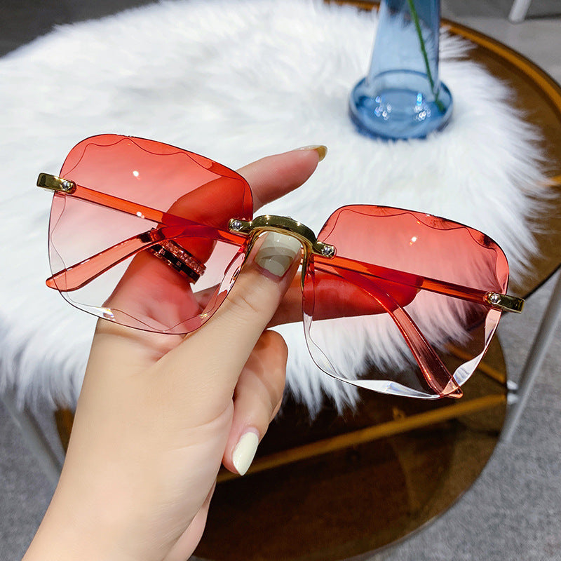 Trendy Fashionable Frameless Sunglasses Pink UV400 Protection