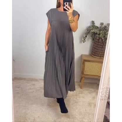 Elegant Sleeveless Pleated Maxi Dress for Women