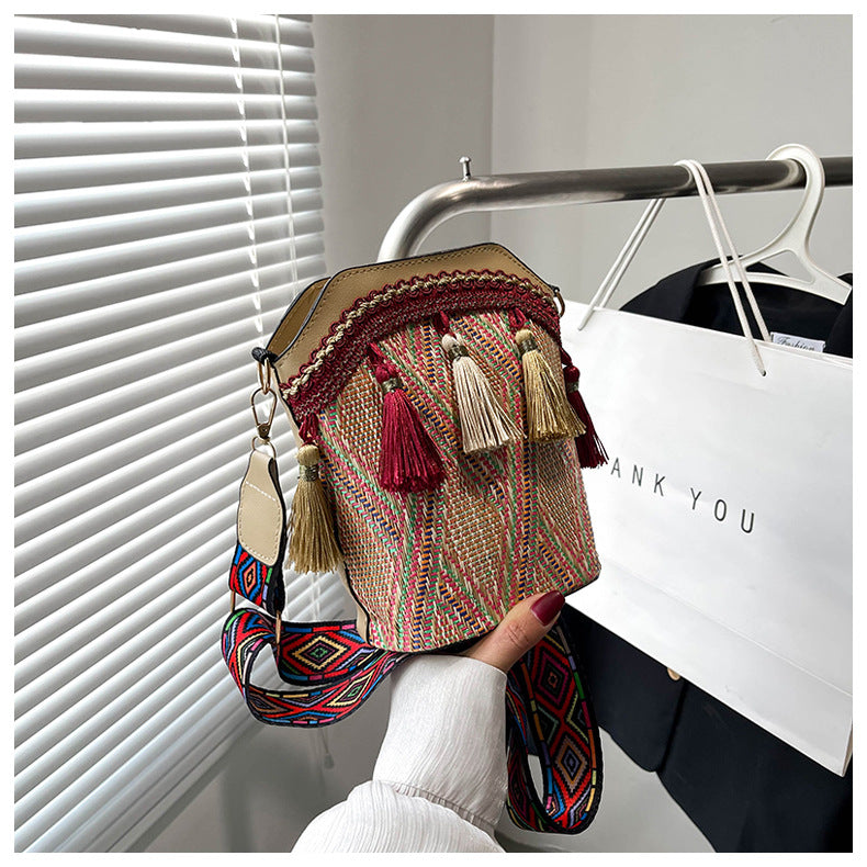Trendy Woven Bucket Bag for Women with Fringe