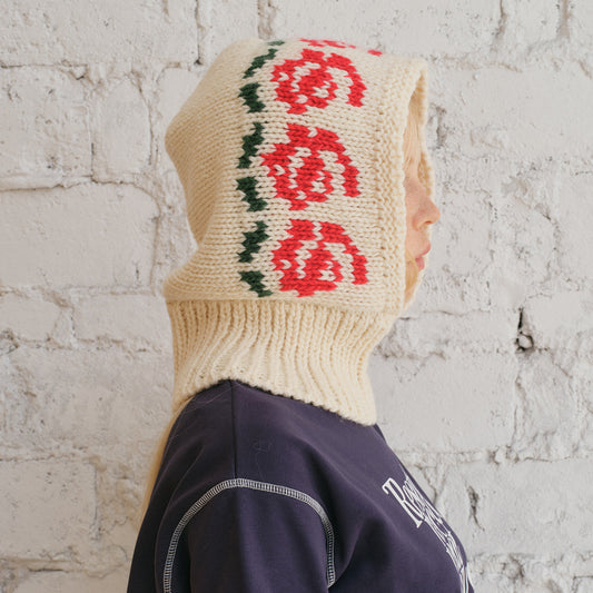 Textured Wool Blend Rose Pattern Beanie with Neck Warmer
