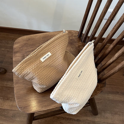 Elegant Large Capacity Portable Makeup Bag
