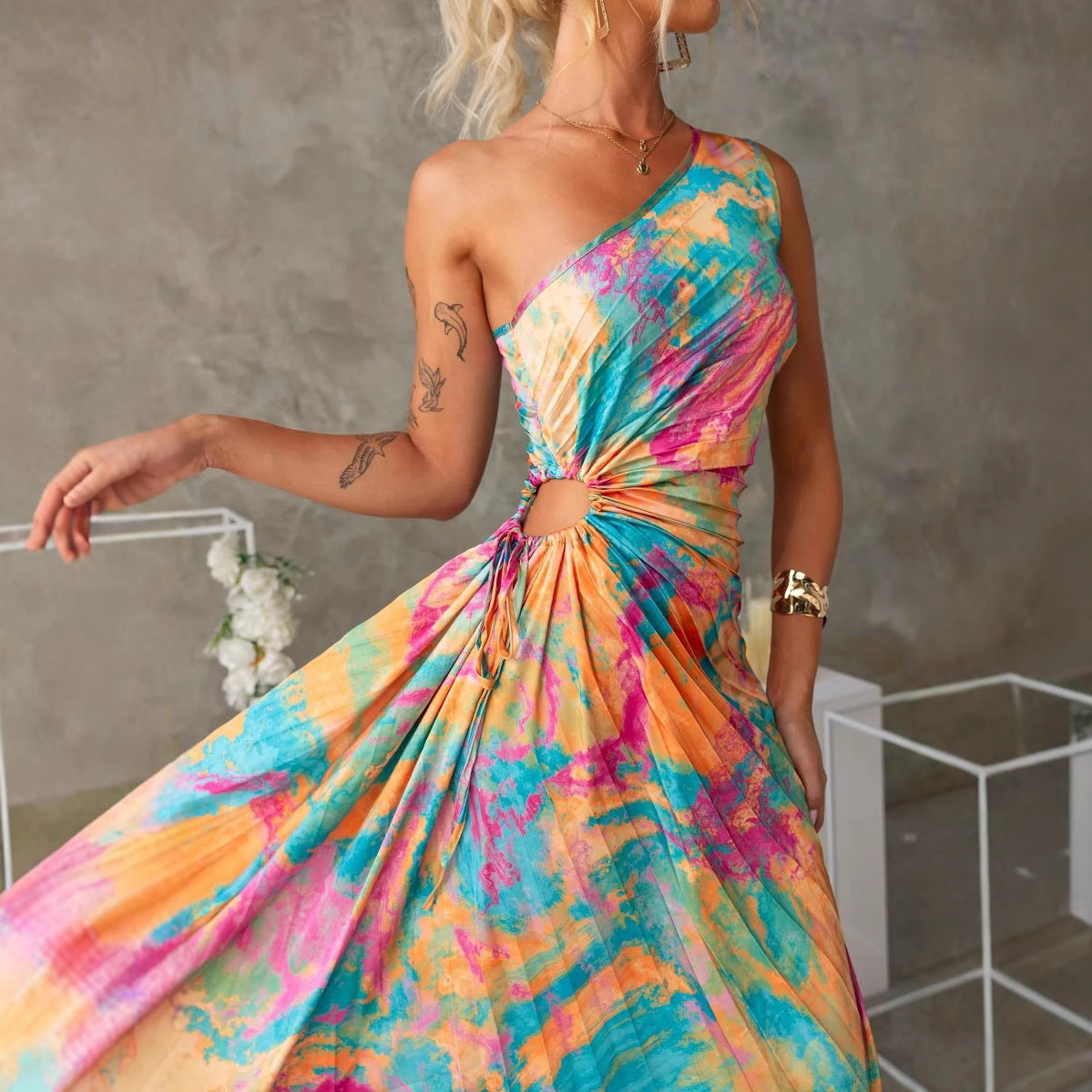Asymmetrical Shoulder Floral Print Pleated Maxi Dress