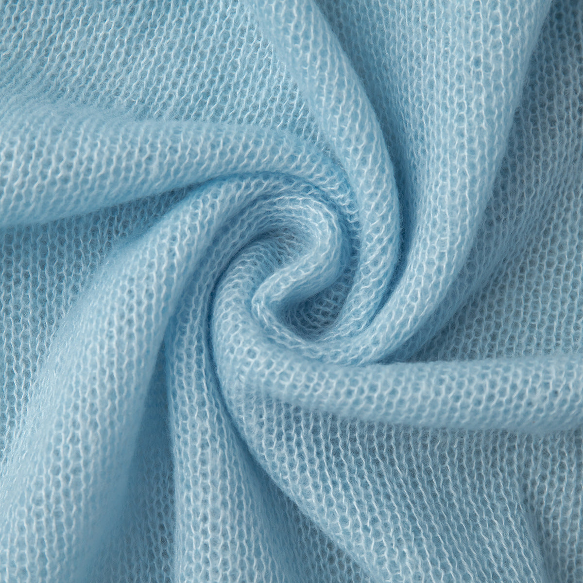 Comfortable Knit Sweater with Round Neck for Women