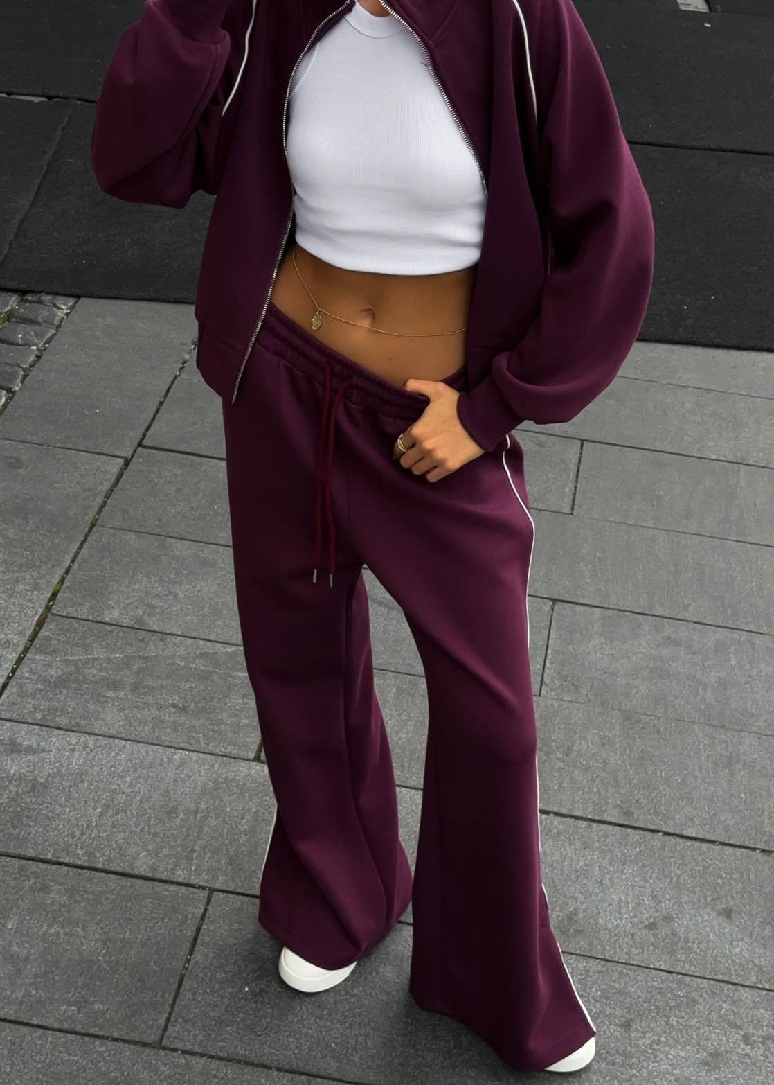 Tracksuit Set Soft Fabric Sporty Luxe Style