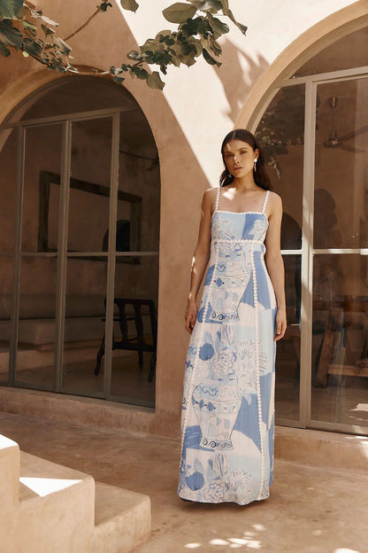 Elegant Floral Lace-Up Back Midi Dress