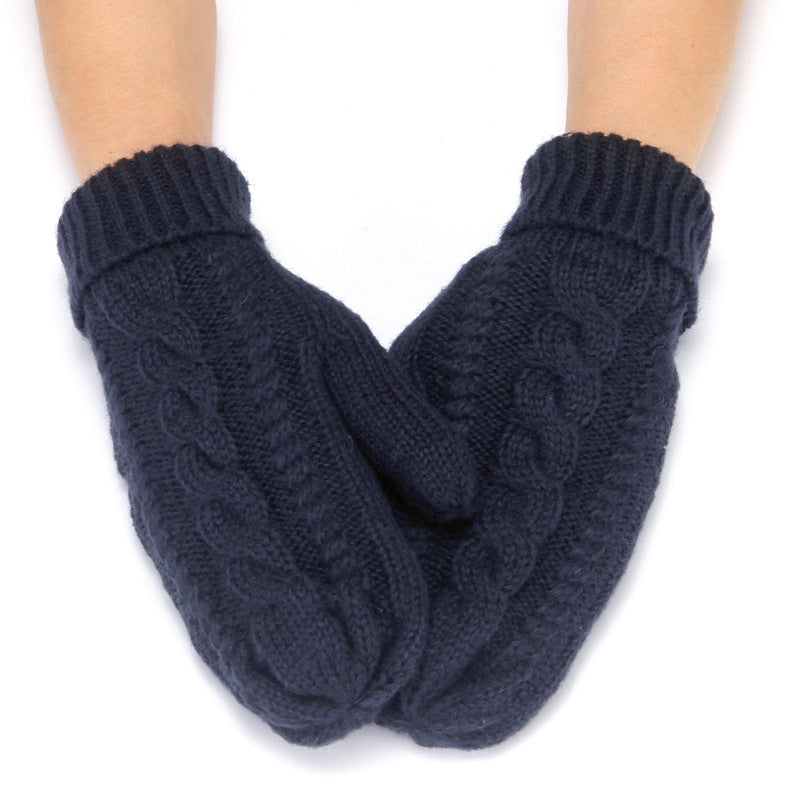 Solid Color Twist Padded Gloves