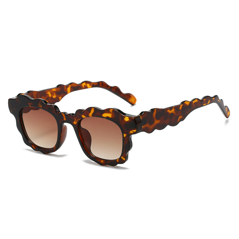Women's Trendy Wave Sunglasses Retro Oversized UV400 Protection