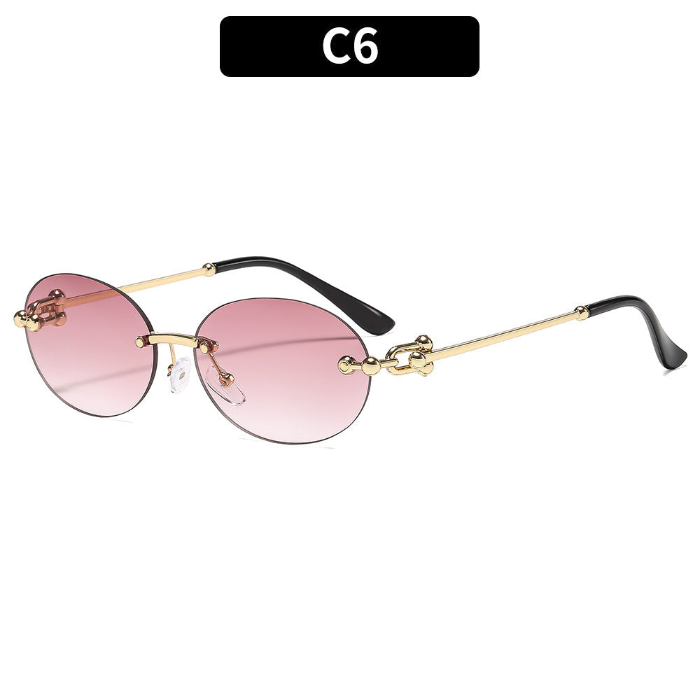 Stylish Oval Frame UV400 Sunglasses for Outdoor Activities
