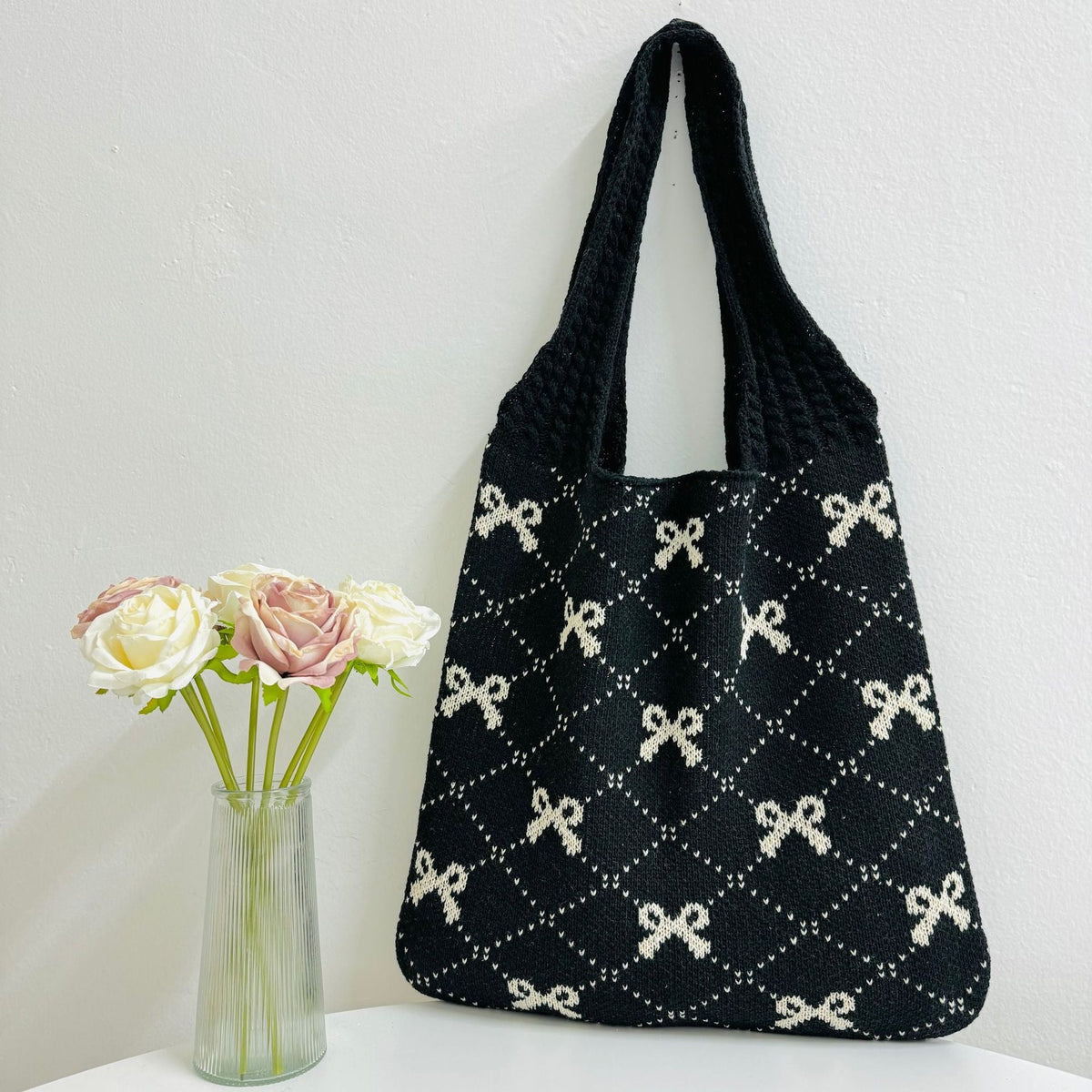 Bows Print LargeÂ Capacity Knit Shoulder Bag