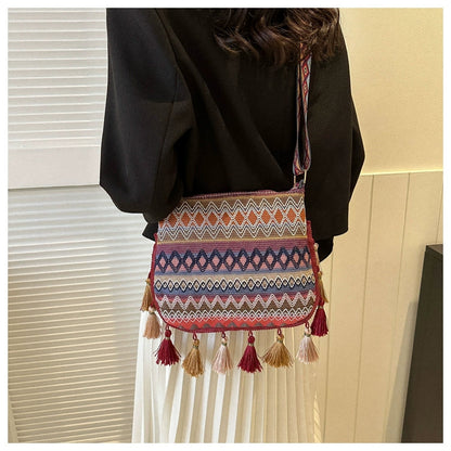 Small Fresh Ethnic Style Crossbody Bag For Women'S New Fashion Versatile Wide Shoulder Strap Single Shoulder Bag Tassel Bucket Bag
