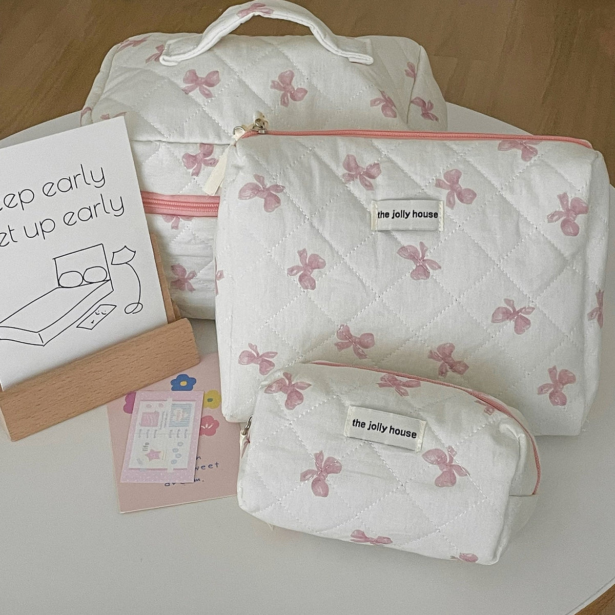 Quilted Makeup Bag with Bow Cute Portable Storage Bag