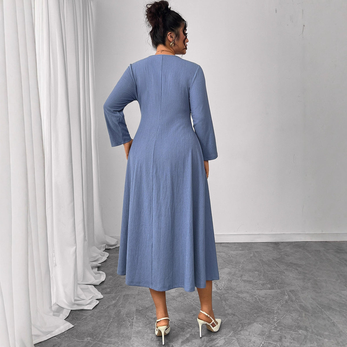 Plus Size Long Sleeve Printed Maxi Dress With Square Neck
