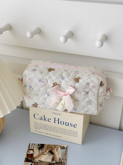 Cute Bear Heart Storage Bag Quilted Design Lightweight Pencil Case
