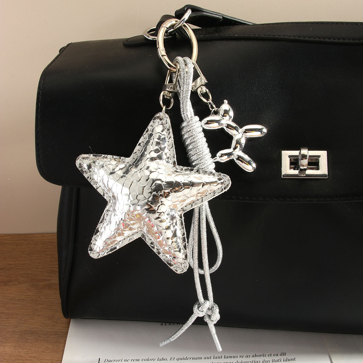 Fashion Silver Star Balloon Dog Woven Rope Keychain