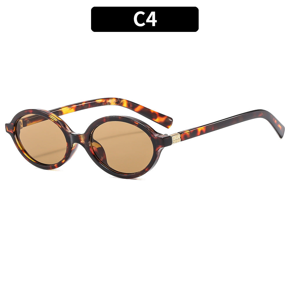 Retro Oval Sunglasses for Styling and Sun Protection