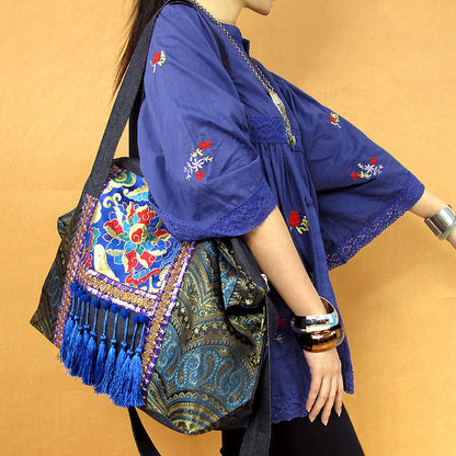 Original Ethnic Style, National Fashion, Retro Literature And Art Embroidery Tassel Single Shoulder Messenger Bag, Large Capacity Travel Cowboy Bag