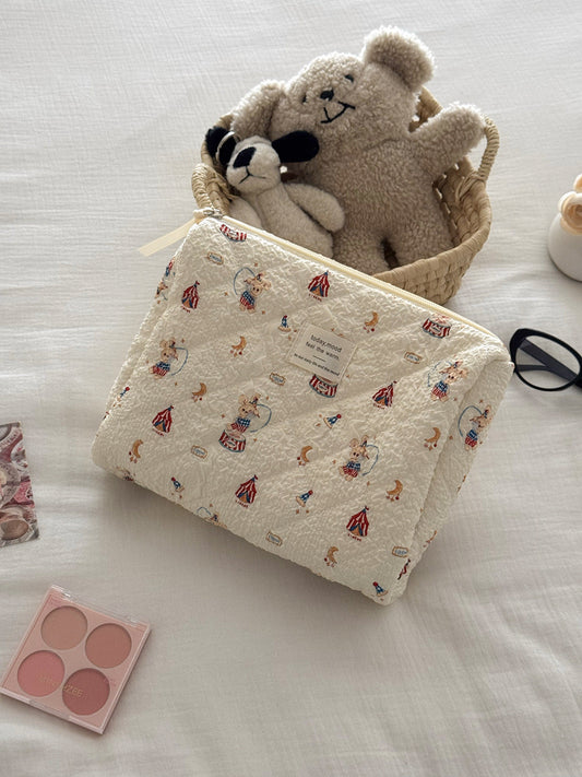 Rabbit Paradise Makeup Bag Cute Cartoon Travel Storage
