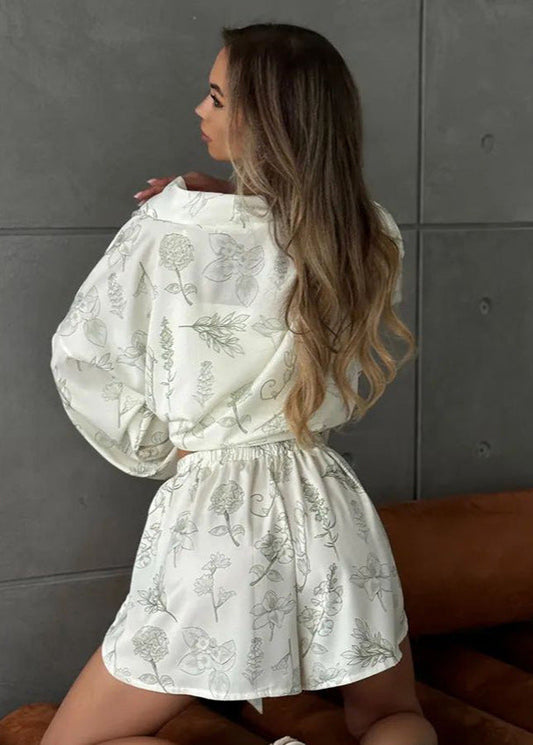 Two Piece Floral Lounge Set Lightweight Fabric